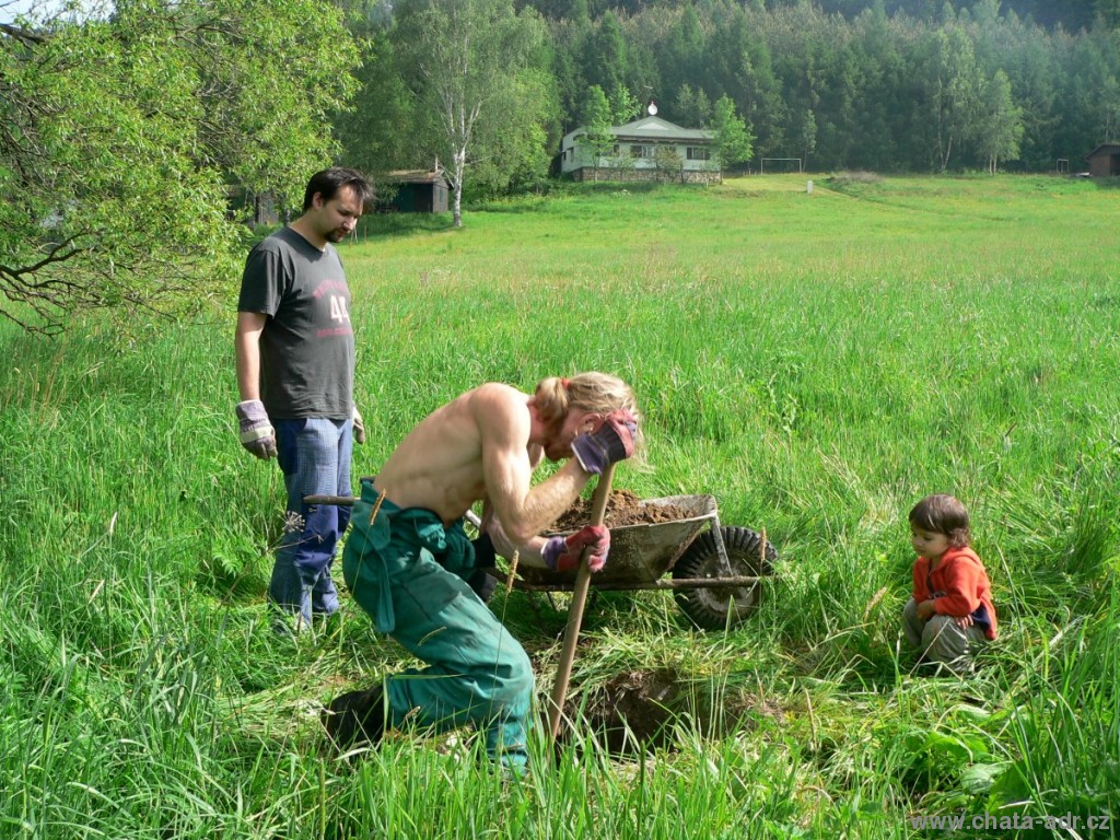 Základy na kadibudku