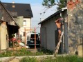 Matěj a Tesco kladivo v akci při přípravě místa na zeď. 20.07.2007 18:36:00 Matěj a Tesco kladivo v akci při přípravě místa na zeď.
